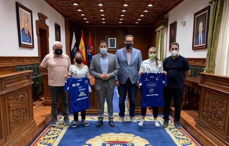 La recepción tuvo lugar en el salón de Plenos/TA.